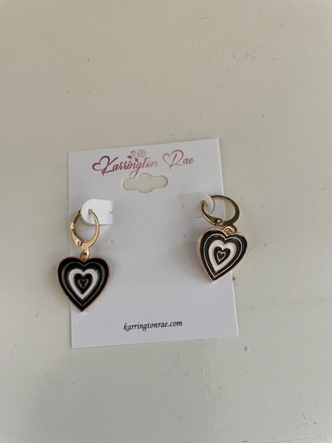 Small Black/White Hearts #20