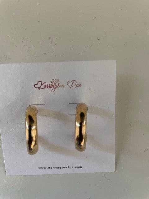 Small Golden Hoops Thick #26